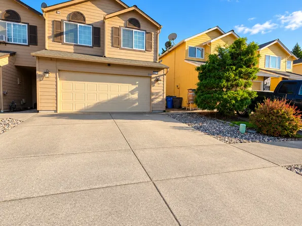 9019 NE Benton Dr, Vancouver, WA 98662