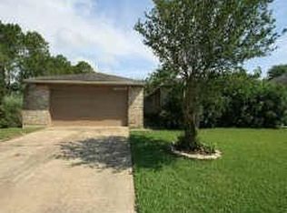 16203 Hickory Knoll Dr, Houston, TX 77059