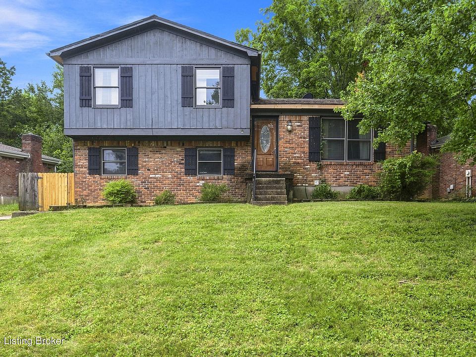 1st image of 10806 Cherry Grove Ct