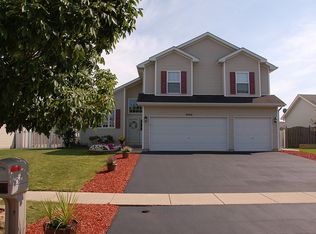 4304 Bluegrass Ln, Plainfield, IL 60586