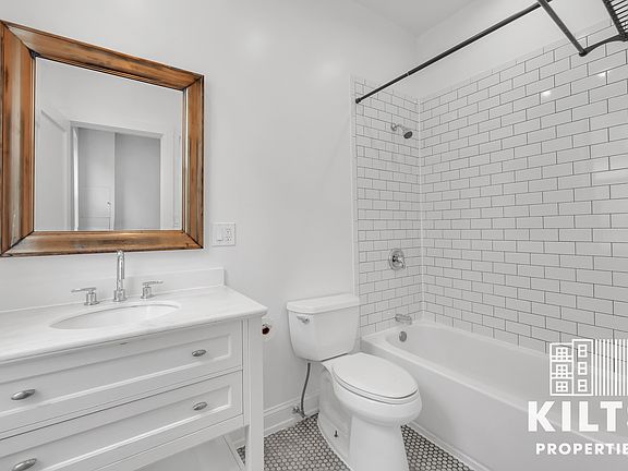 4th image of 508 Lafayette Ave APT 2