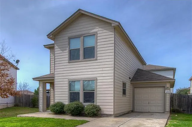 3 bed, 2.5 bath, 1390 sqft, $1,825 — Photo 3