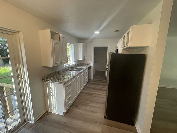 4th image of 3456 NW 7th Ave