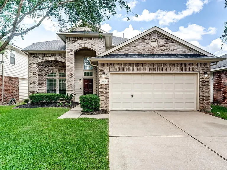 16906 Shoal Park Dr — Photo 1