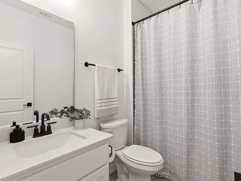 721 Declaration Dr — Photo 6