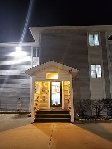 1st image of 3170 W Monroe St APT 317