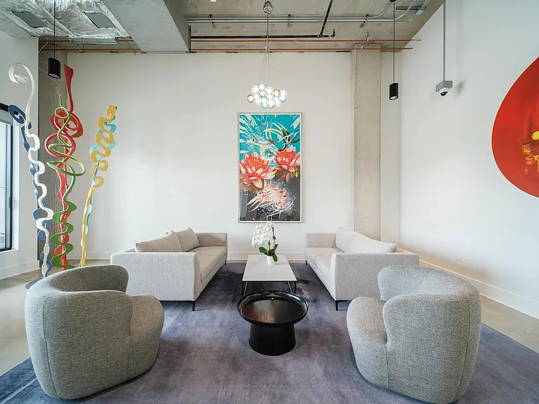 6 Corners Lofts — Photo 26