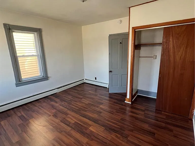 1690 Newport Ave #4 — Photo 3