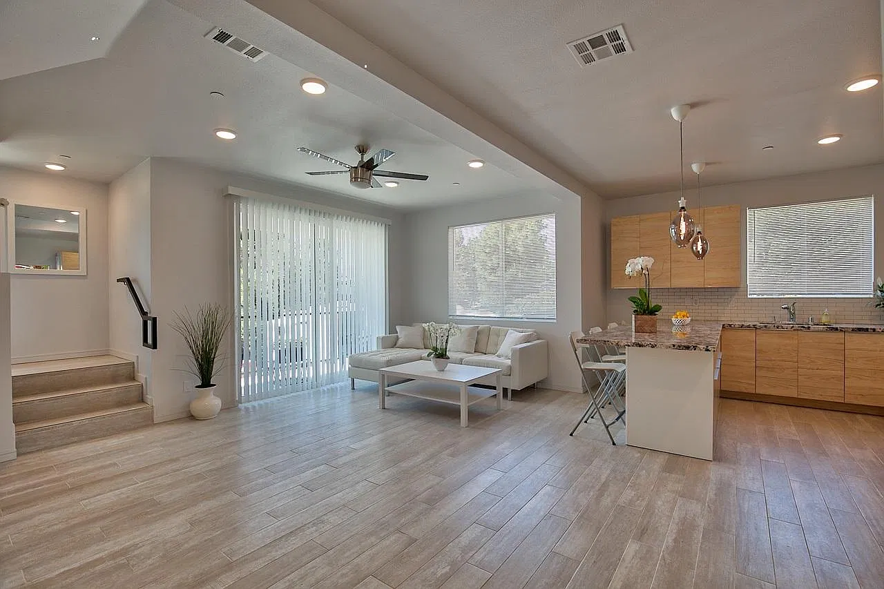 3712 Ash St — Photo 1