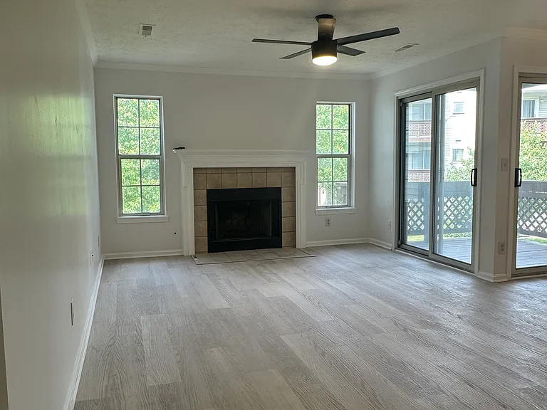 1304 Cedarwood Dr #A2 — Photo 1