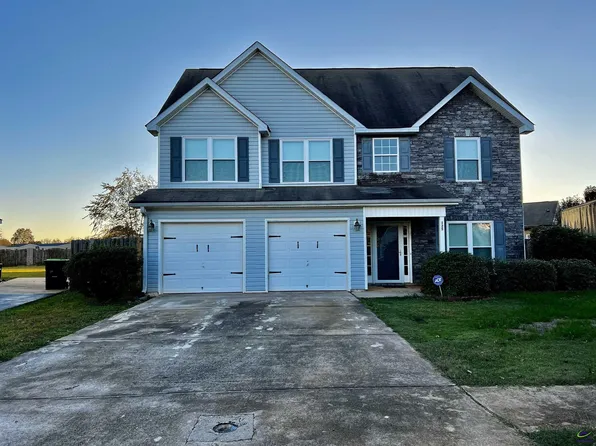 125 Faybrook Dr, Byron, GA 31008