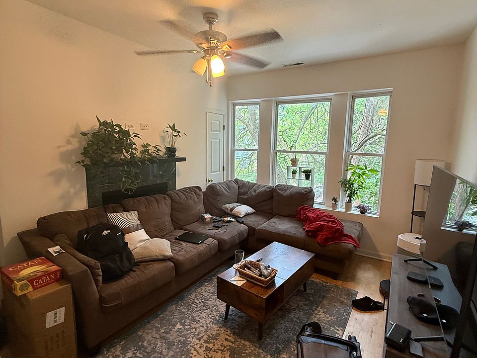 1st image of 569 W Arlington Pl #3