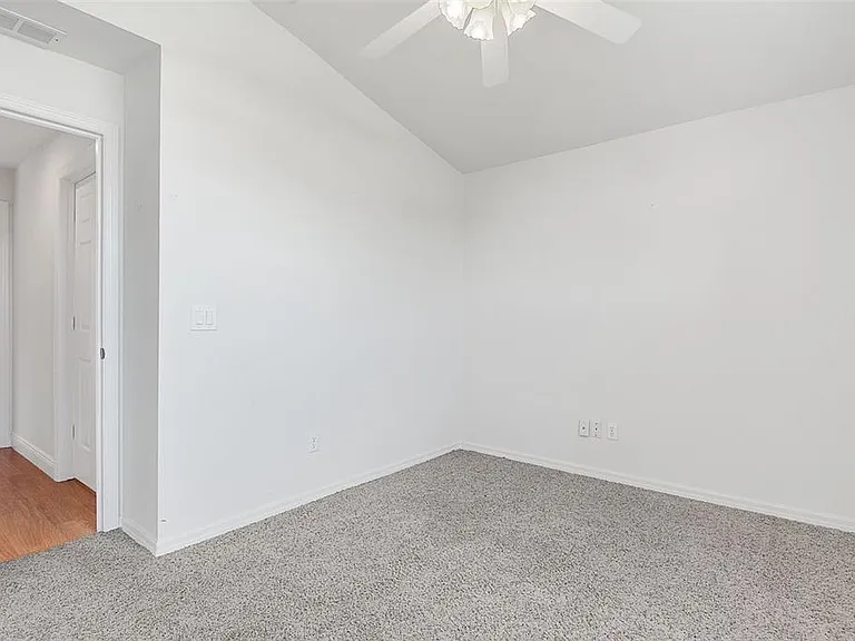 113 Whippoorwill Dr — Photo 31