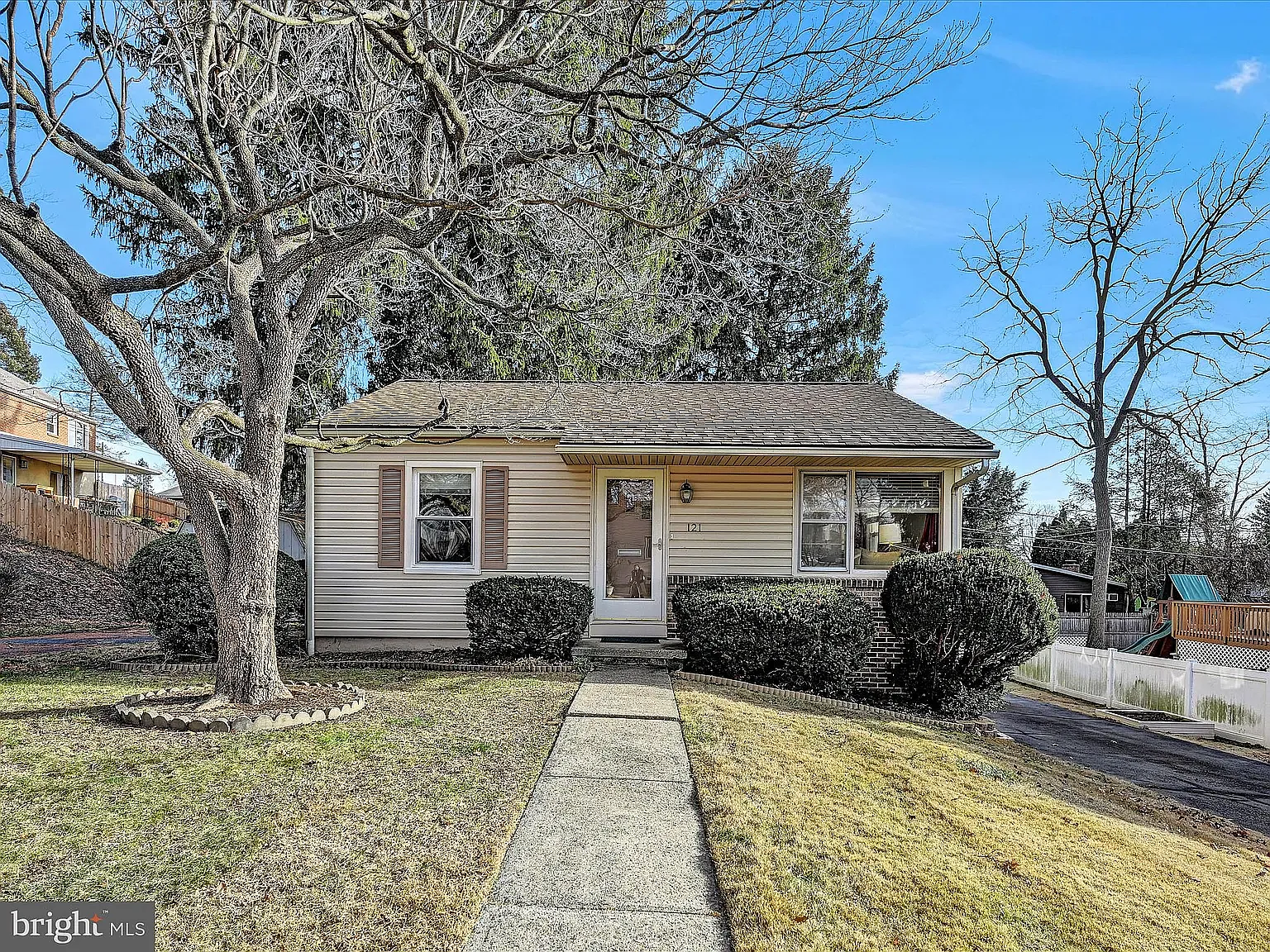 3 bed, 1600 sqft, $2,750 — Photo 1