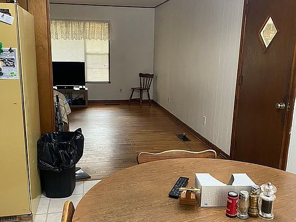 4th image of 1320 Wedding Ford Rd