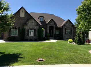 891 E Fence Post Rd, Fruit Heights, UT 84037