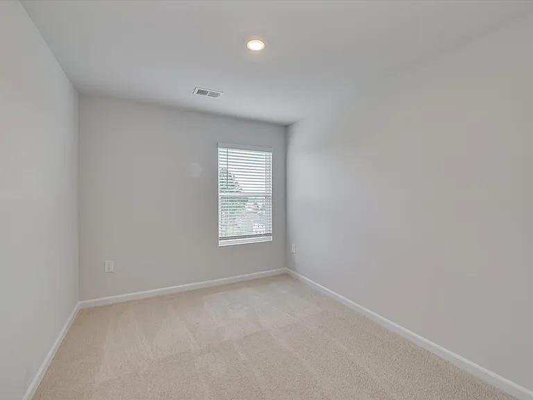 811 Grovebury Ct — Photo 21