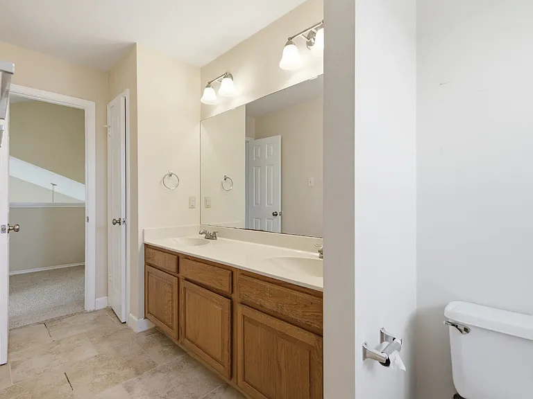 6700 Shiner St — Photo 17