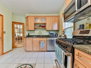 28 Bardwell St #1, Jamaica Plain, MA 02130
