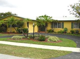 9701 SW 104th Ct, Miami, FL 33176