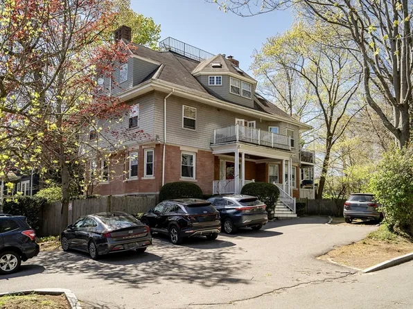 126 Kilsyth Rd APT 5, Brighton, MA 02135