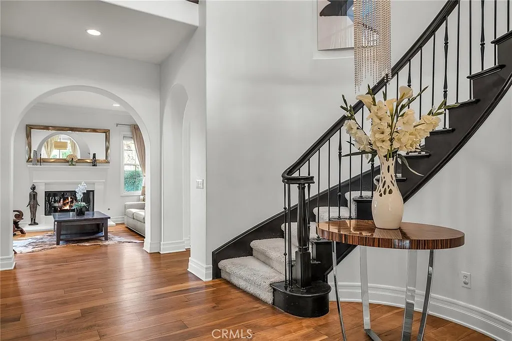 5 bed, 4803 sqft, $19,995 — Photo 4