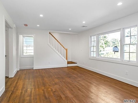 3rd image of 97 Kissam Ln