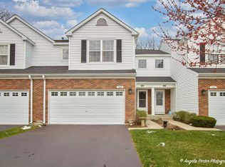 703 Benton Ct #703, Lake Villa, IL 60046