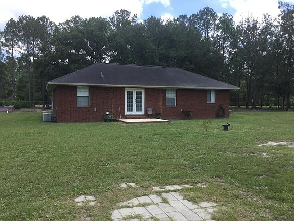 3rd image of 2280 Arrowhead Ave