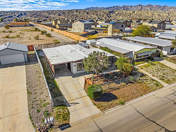 3rd image of 1741 Bluebonnet Boulevard