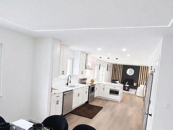 3rd image of 8213 Longhorn Rd