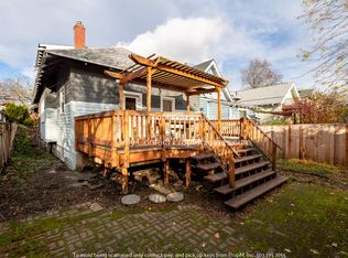 3916 SE Harrison St, Portland, OR 97214
