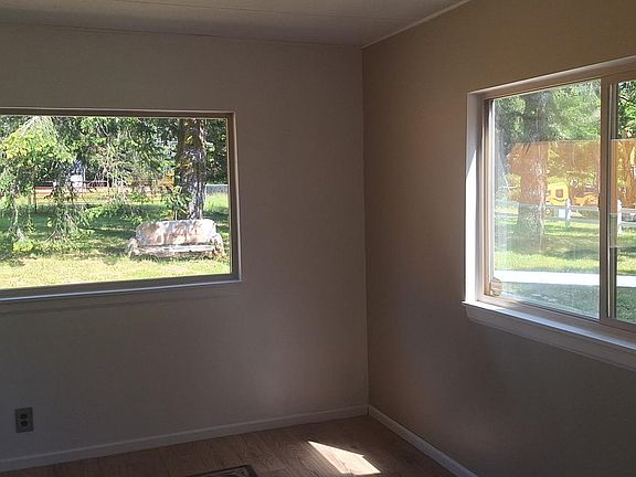 4th image of 5425 Bay Berry Dr