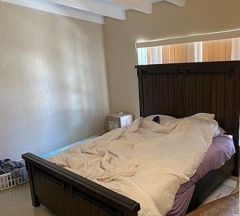 3rd image of 829 NE 17th Ave APT B
