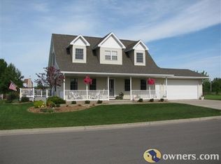 236 Winchester Dr, Seymour, WI 54165