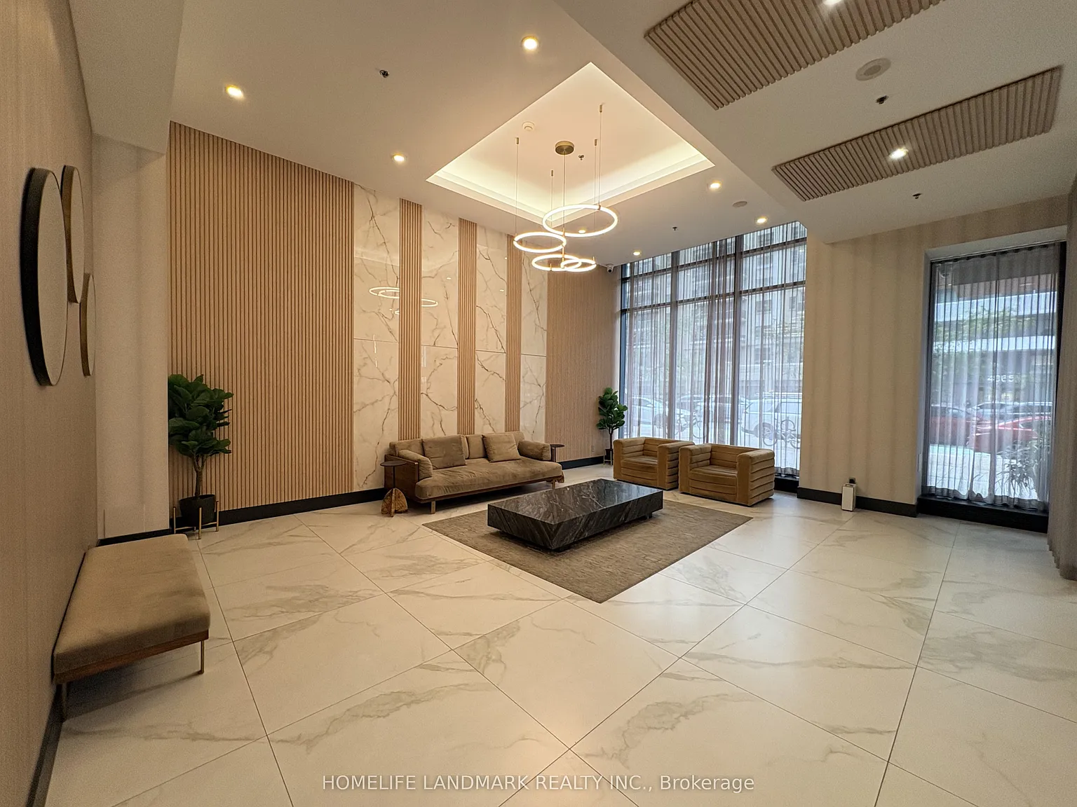 3 bed, $2,750 — Photo 1