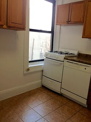 Rented by Picture Realty Inc. | media 19