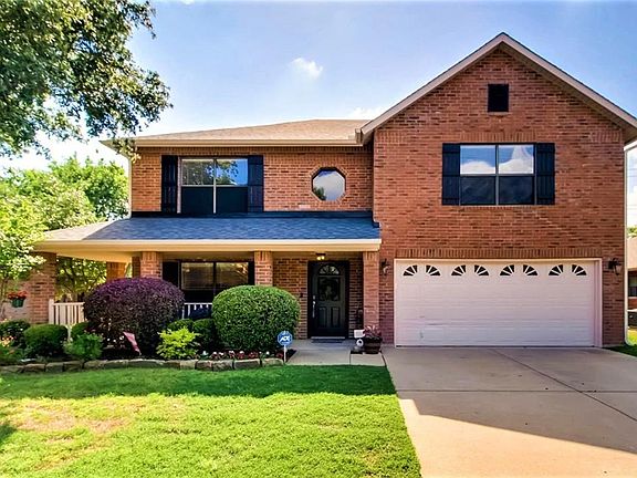 4th image of 6401 White Oaks Ln