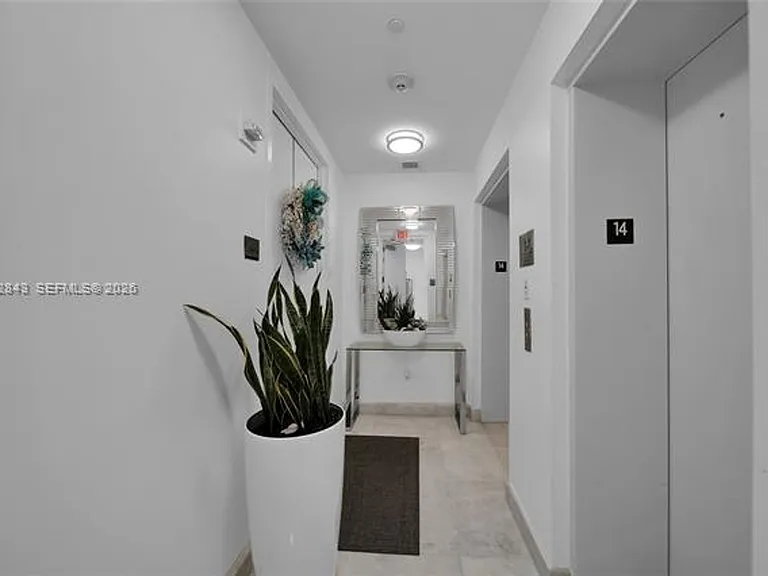 16001 Collins Ave #CU-1406 — Photo 3