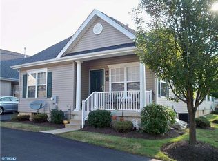 73 Freedom Ln, Bensalem, PA