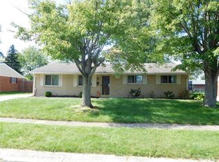 6945 Shelcross Dr, Dayton, OH 45424