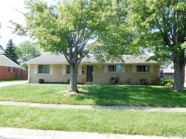 6945 Shelcross Dr, Dayton, OH 45424