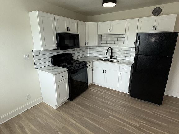 4th image of 201 E Ocean View Ave #11432900