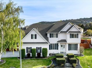 2156 Newhaven Loop, Richland, WA 99352