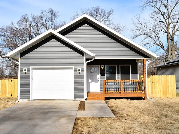 3225 W Lynn Street, Springfield, MO 65802