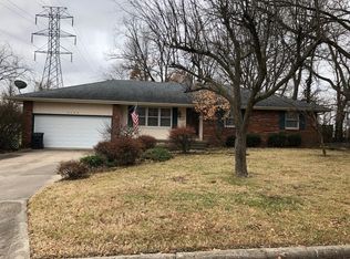 2830 W Vincent St, Springfield, MO 65810