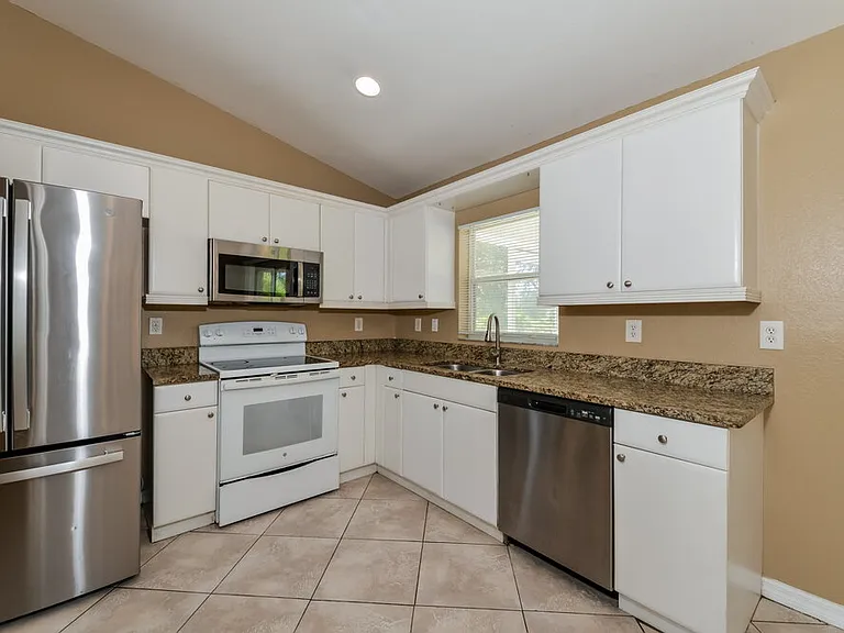 4643 Mermell Cir — Photo 7