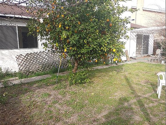 4th image of 1350 Oak Nob Way