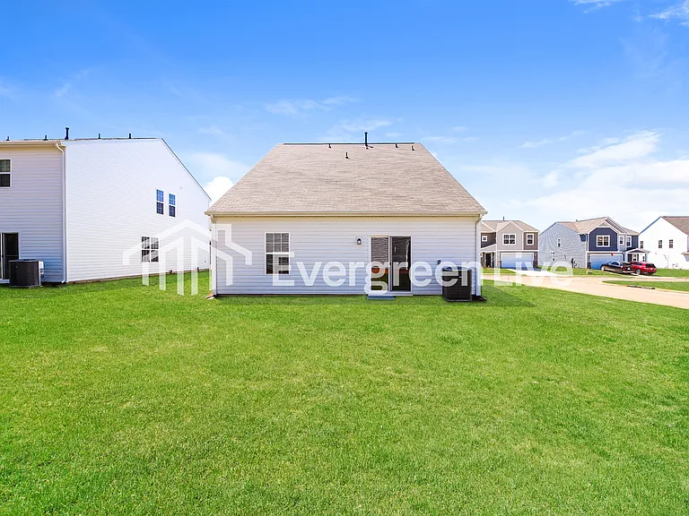 118 Stokely Way — Photo 15