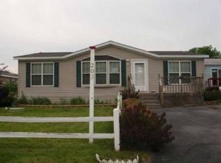 203 Windward, Lakemoor, IL 60051